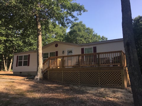 Cox Mill House at Wolftrap Farm: Escape the City!
