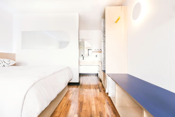 UrbanNashville Vacation Rentals managed Airbnb listing 1