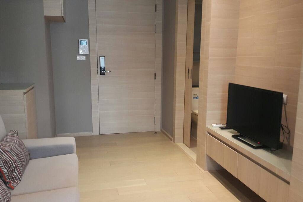 Living room with cable TV
