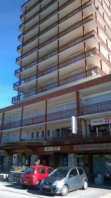 Tous les commerces au pied de l'immeuble