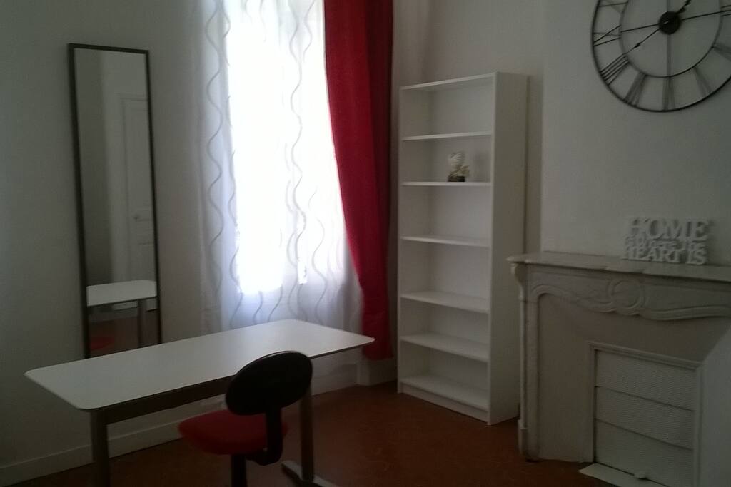 Chambre - bureau