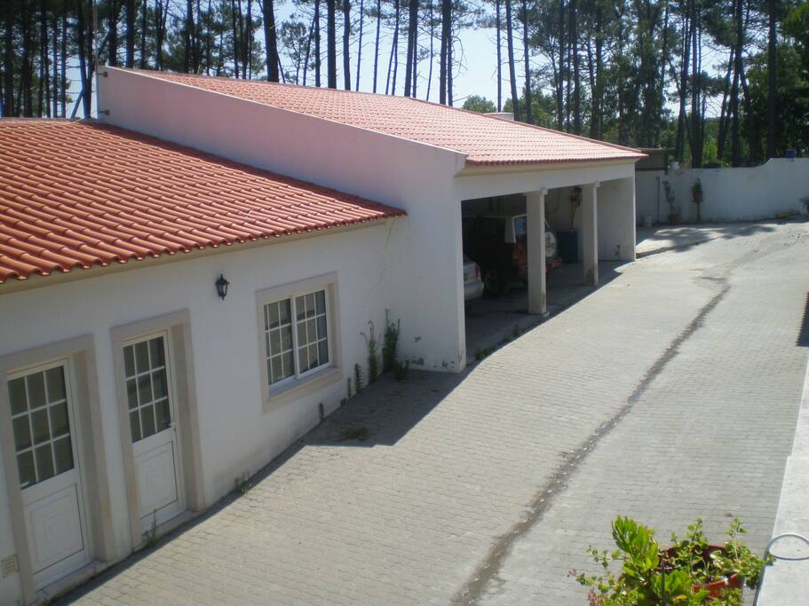 Estúdio e garagem