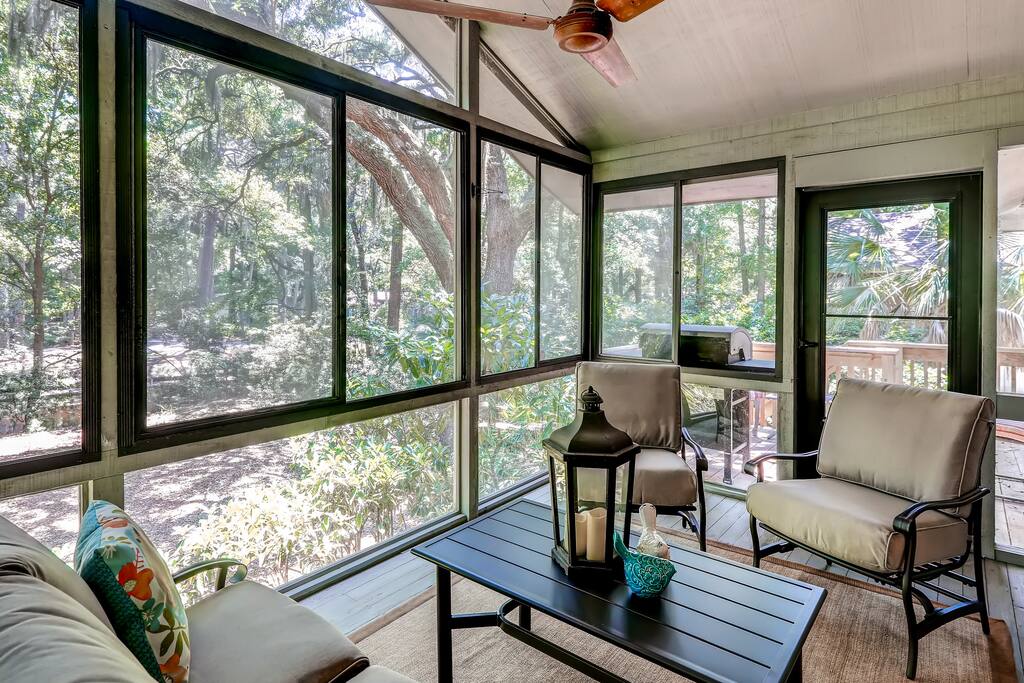 This home boasts 1,600 square feet and sleeps up to 6 guests.