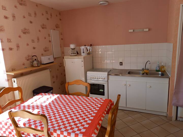 Maison De Village Au Coeur De La Petite Montagne - Jura