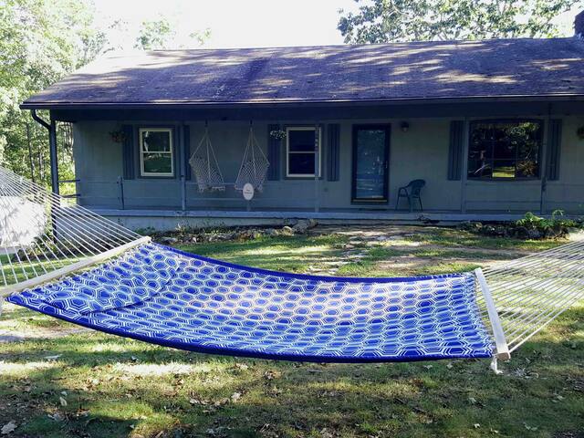 Airbnb Brown Mountain Vacation Rentals Places To Stay
