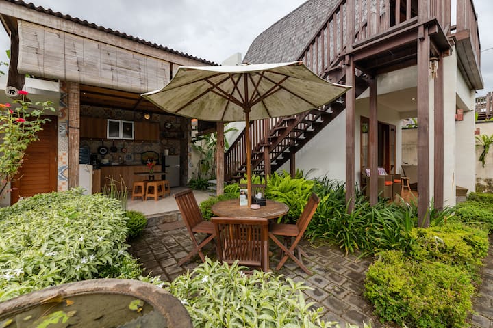 Simply Beautiful Villa Close to Komune Beach Club.
