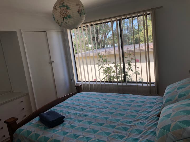 غرفة النوم 1