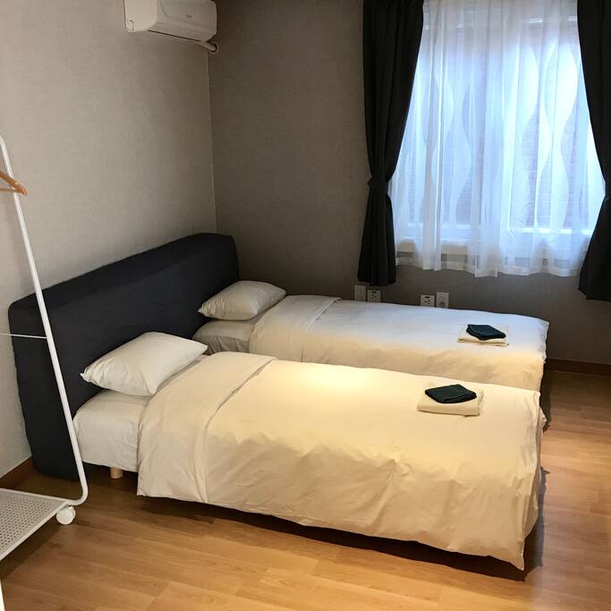 single bed × 2