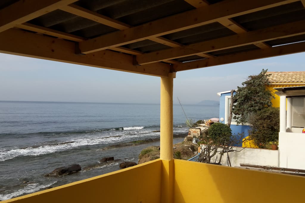 Terrasse côté mer