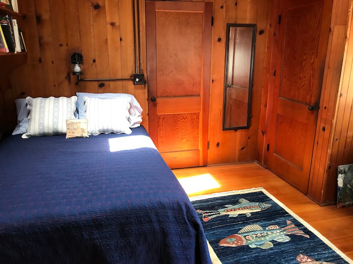 Chumba cha kulala #2: Malkia