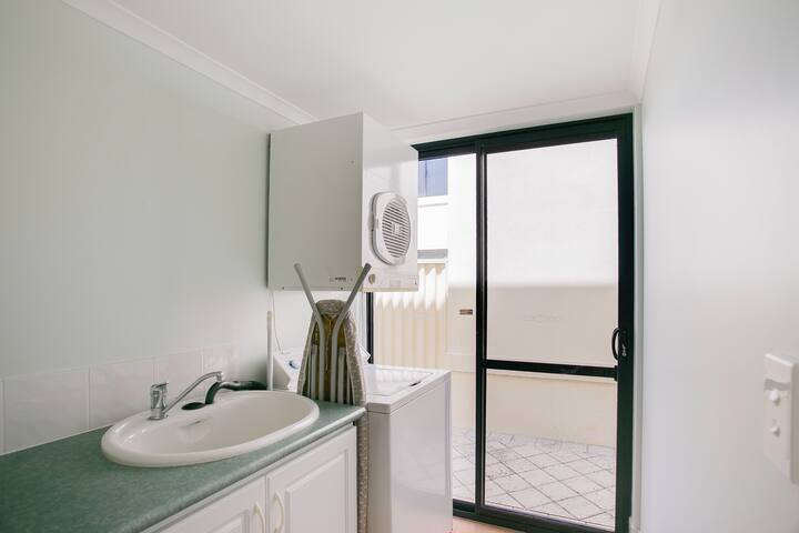 Seahaven Villas by Rockingham Apartments gallery image 3