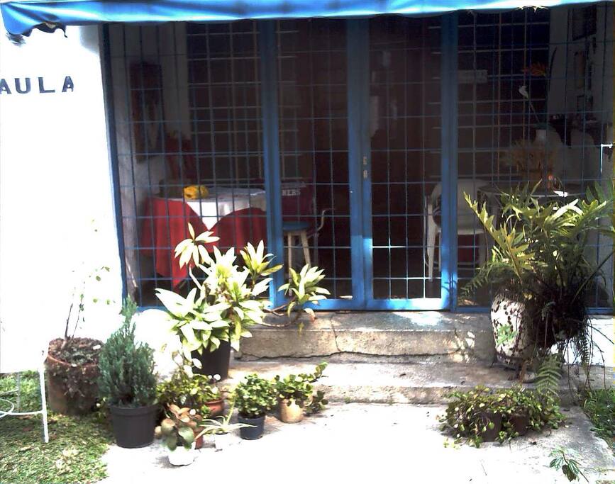porche indoor entrance nice reading spot has antimosquitoes net