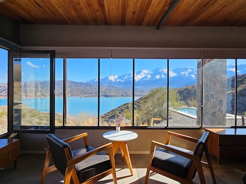 Lake House in Estancia San Ignacio Potrerillos