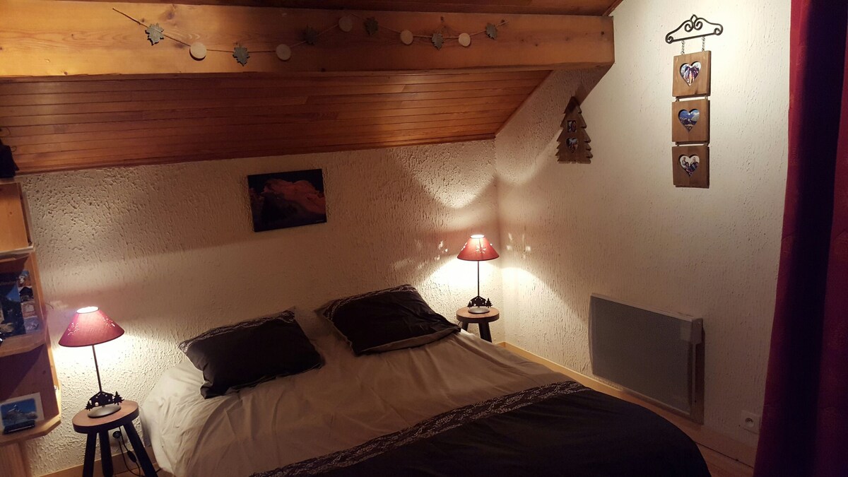 Druhá spálňa s manželskou posteľ