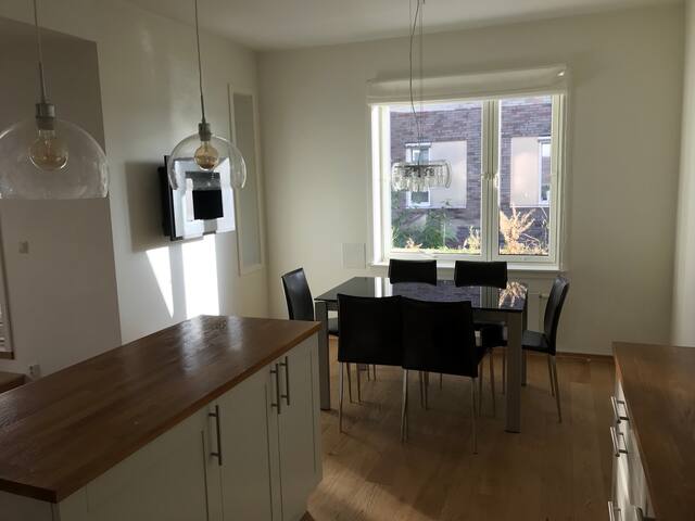 Paradiseapartment 3bedrooms , 2WC, 1 shower,2 balc gallery image 5