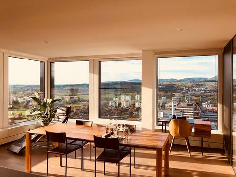 Park Tower 23D With Breathtaking Lake View