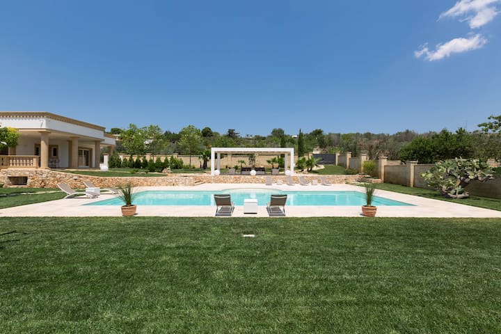 Villa Loran by Perle di Puglia