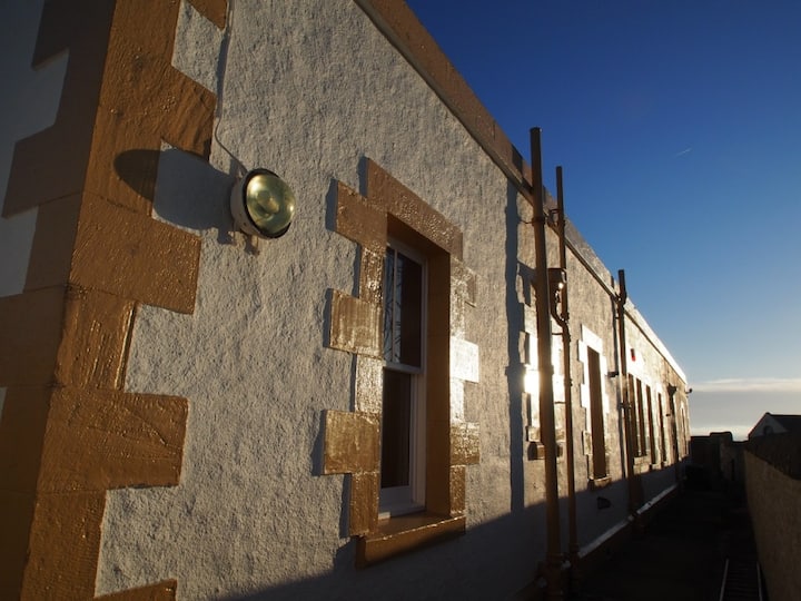 Girdle Ness Lighthouse Cottage Aberdeen