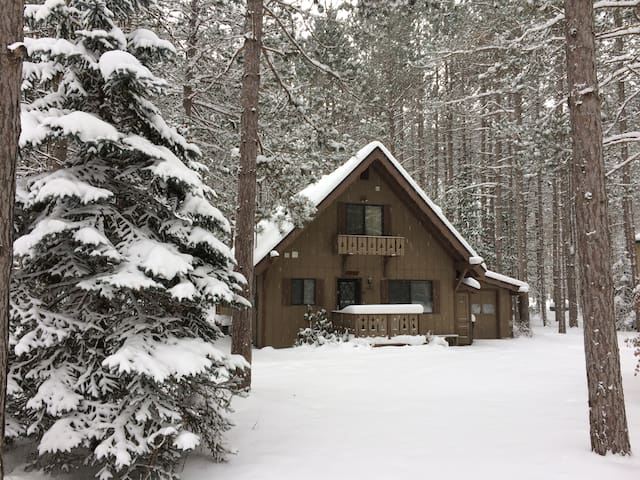 Airbnb Crystal Mountain Vacation Rentals Places To Stay