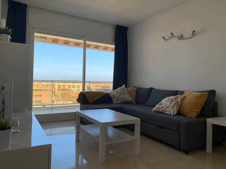 Piso Céntrico, Luminoso Con Vistas Al Mar Y Wifi, - Salou