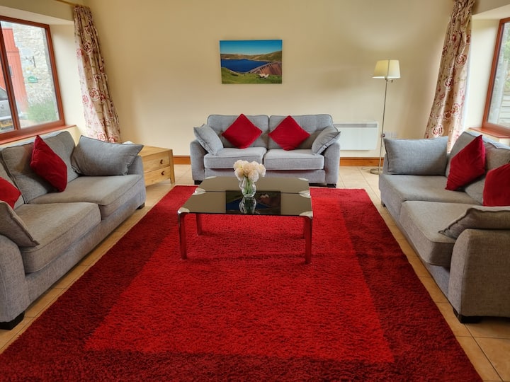 Peregrine Stable Cottage - Llandovery