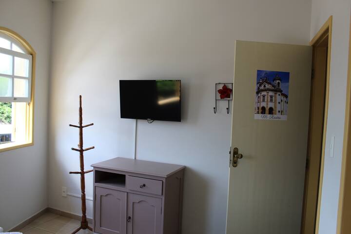 Hospedagem 1 quarto, com wifi