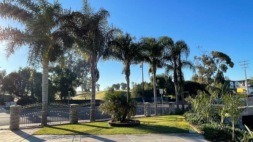 Modern Oasis – Pool, Spa, Great Location 5BR/4BA gallery image 5