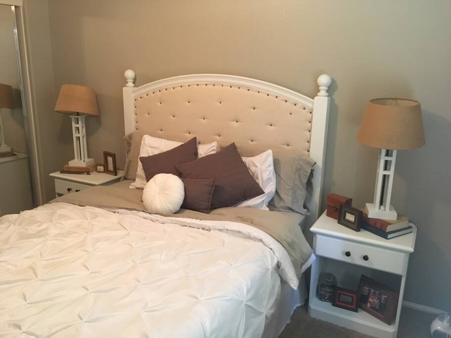 Guest bedroom