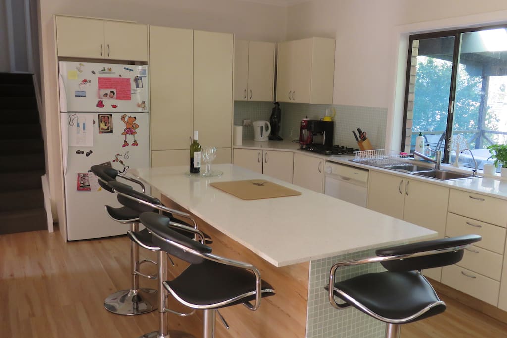 Eat in kitchen