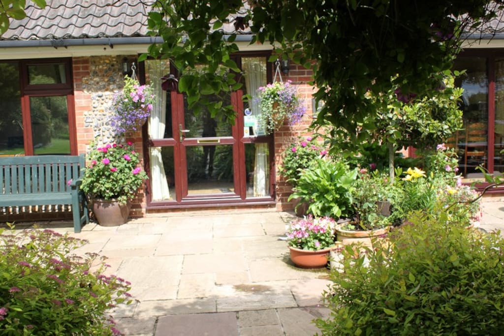 Drinkstone Park - work or pleasure your home from home