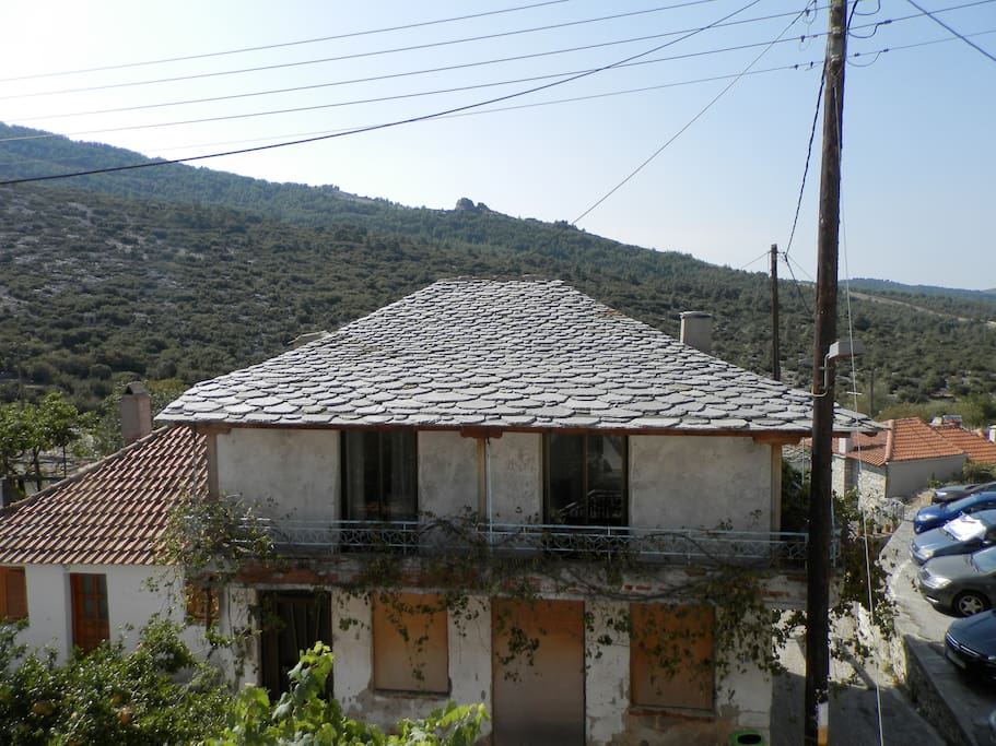 Θέα απο την Κρεββατοκάμαρα 2