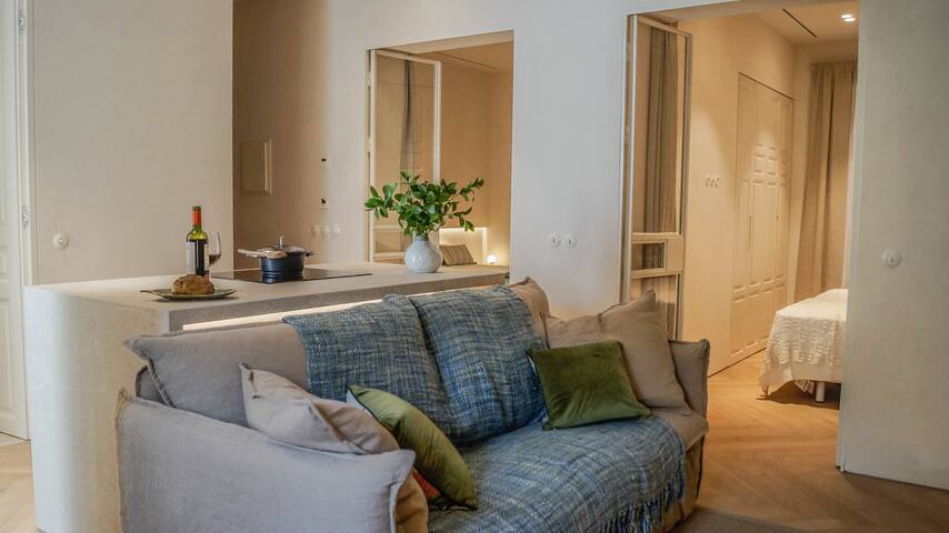 2 Bed-rooms Apartment with Balcony or Terrace