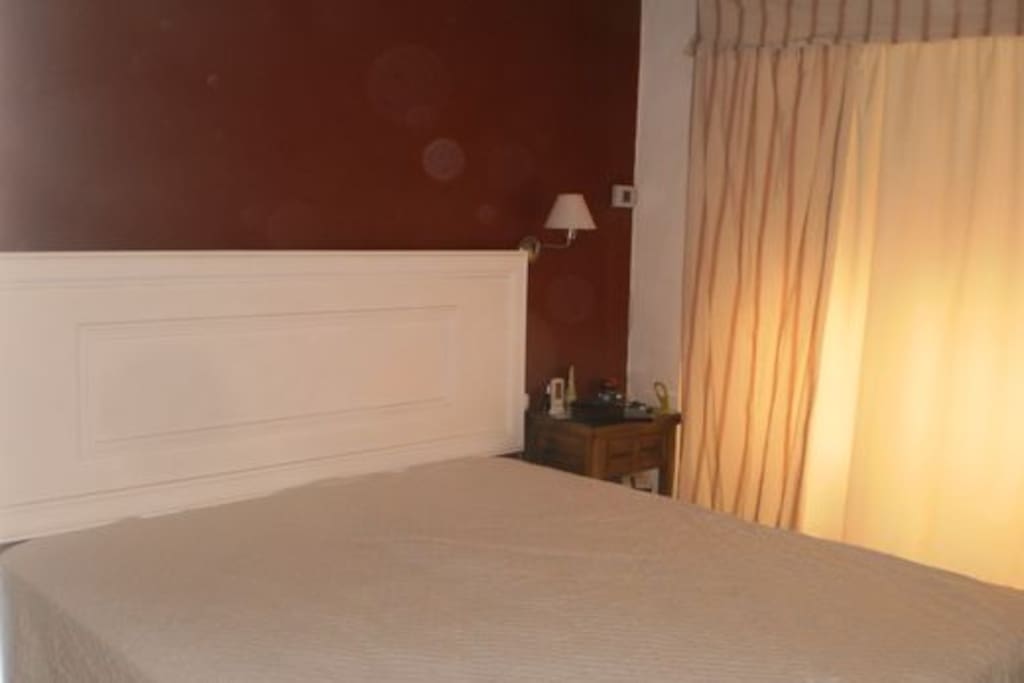 DORMITORIO CAMA EXTRA GRANDE 2 POR 1.90 ANCHO