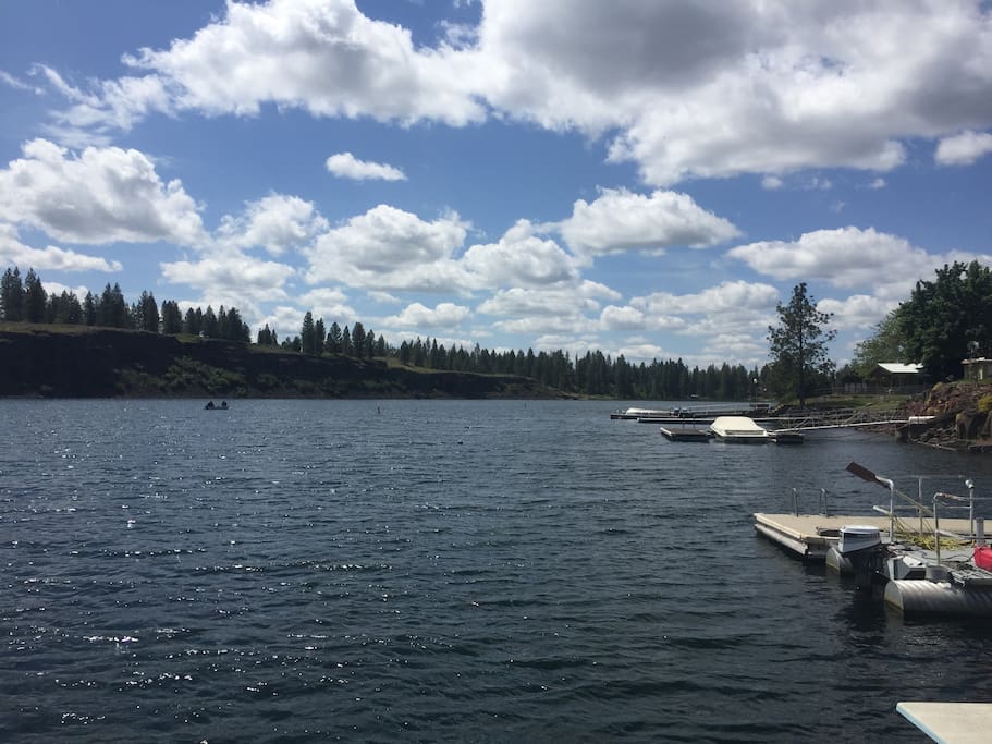 Cozy Cabin on Badger Lake with a Boat Dock - Cabins for