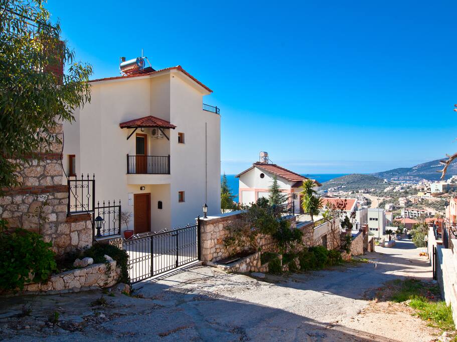 villa entry
