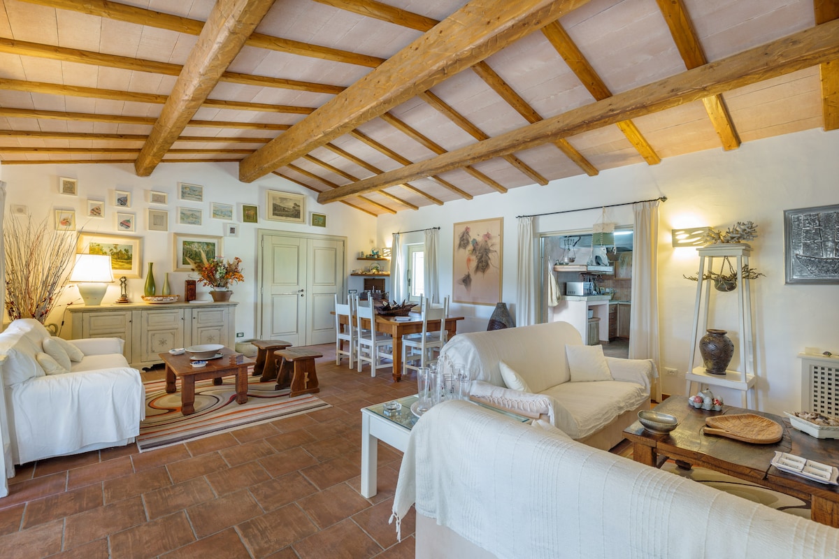 Top Airbnb: Ville delle Fonti in San Pantaleo in Olbia