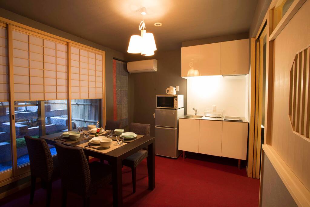 There dining room and kitchen on the 1st floor.
