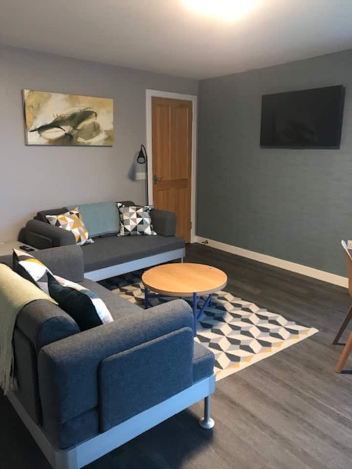 Central Stromness apartment with amazing views Apartments for Rent in