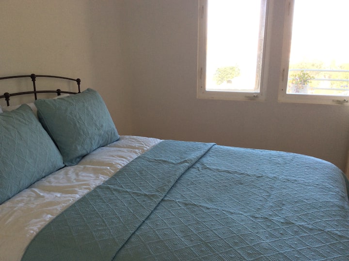 غرفة النوم 2