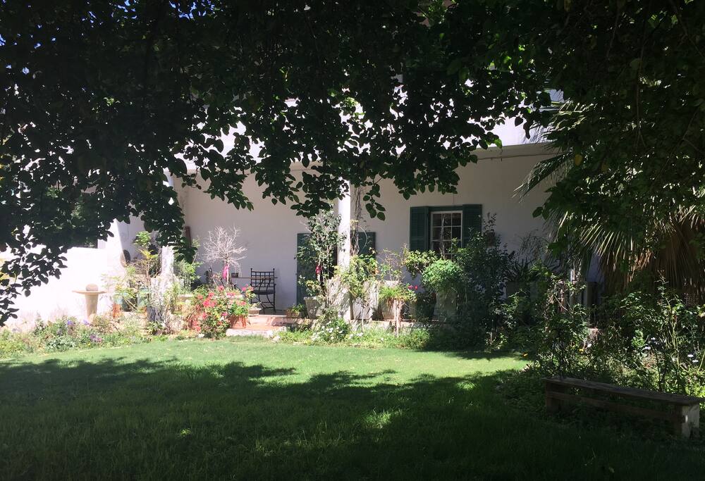 Brighton Keep Garden
