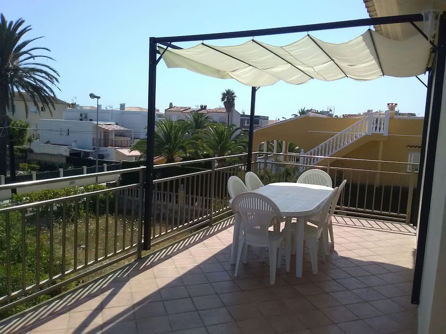terraza delantera