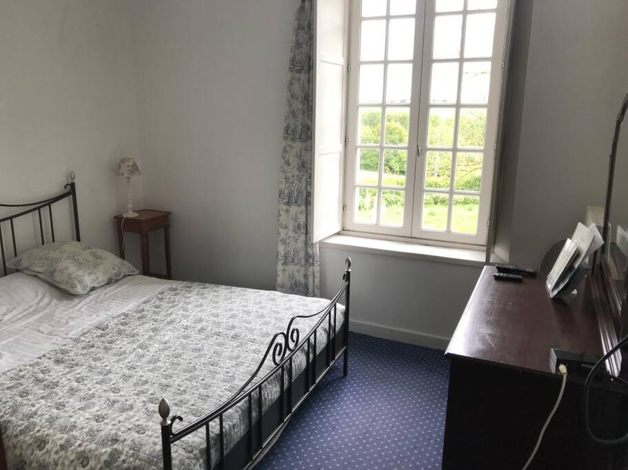 Chambre Camélia : 1 lit double