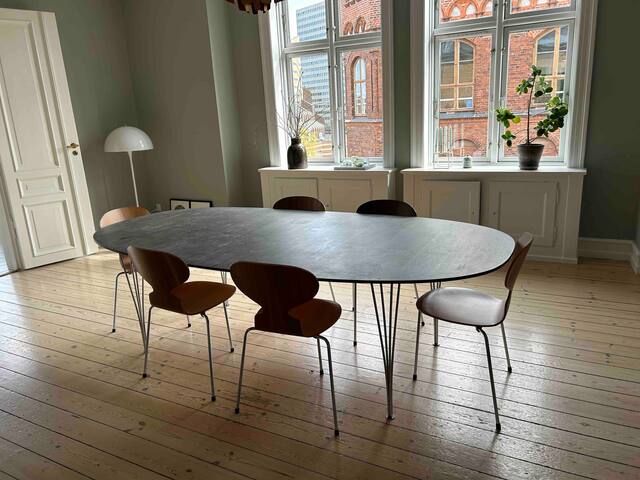 200 m2 skøn lejlighed ved søerne – tæt på alt gallery image 5