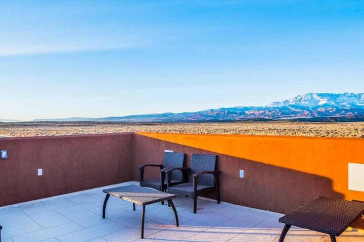 Zions Red Desert Oasis W Private Pool Sand Hollow Houses For Rent In Hurricane Utah United States