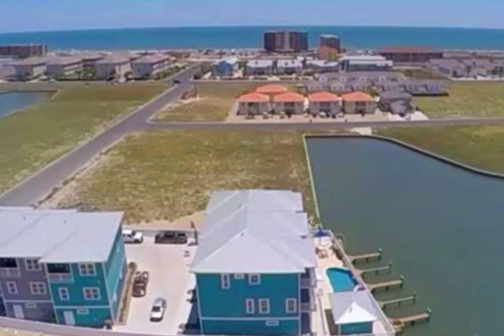 A location like no other, the ocean is 2 blocks away!