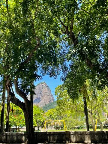 Apartamento entre o mar e a montanha gallery image 2