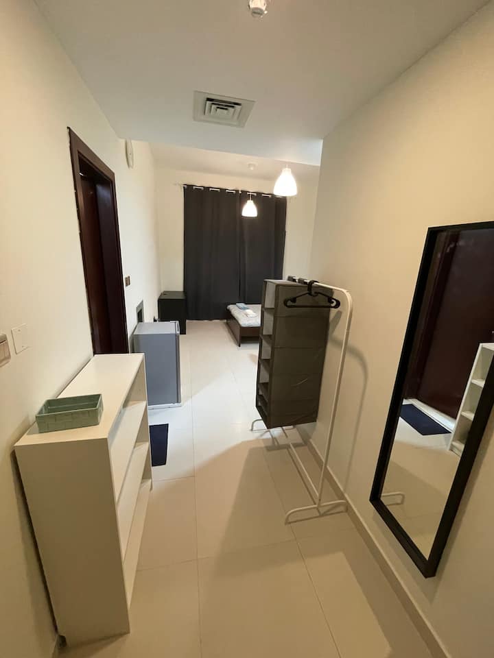 Studio Apt Equipped with basic amenities Apartments for Rent in Umm