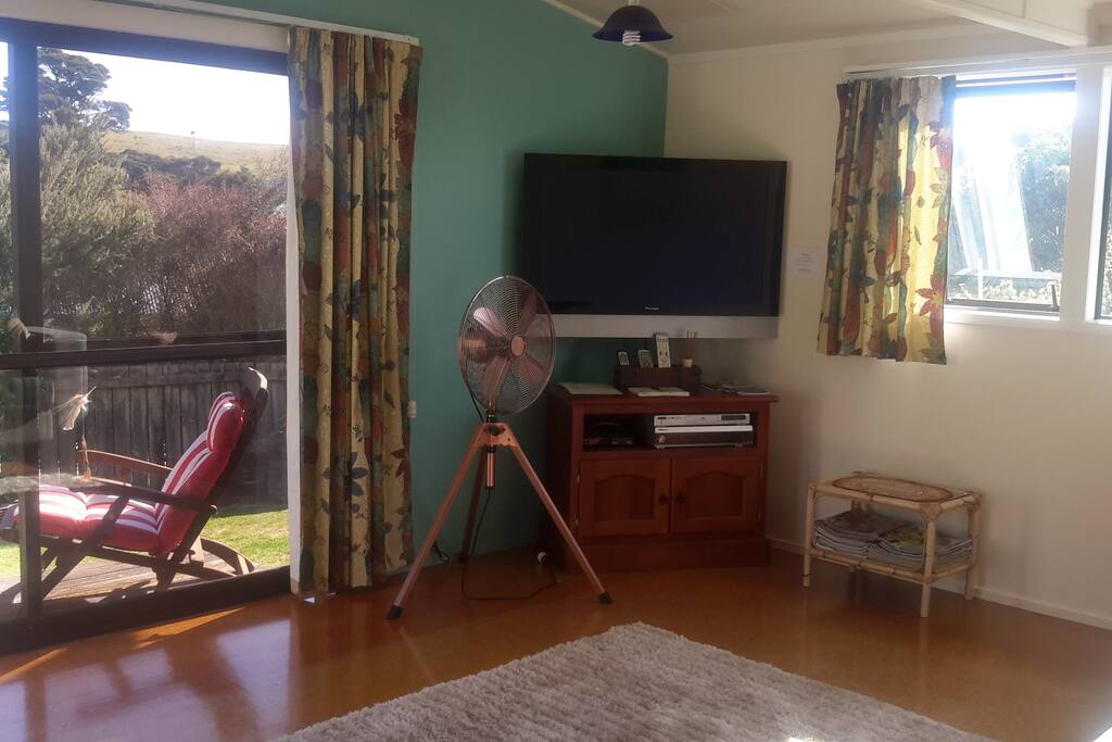Free view TV in Lounge