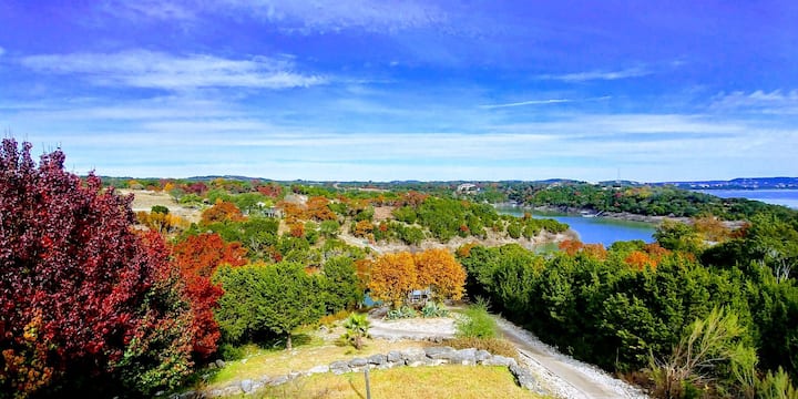 Lake Travis Waterfront Hill Country Jacuzzi & Dock