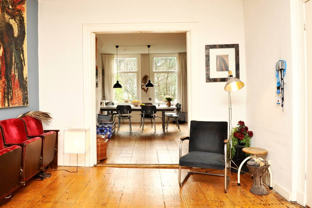 Spacious livingroom